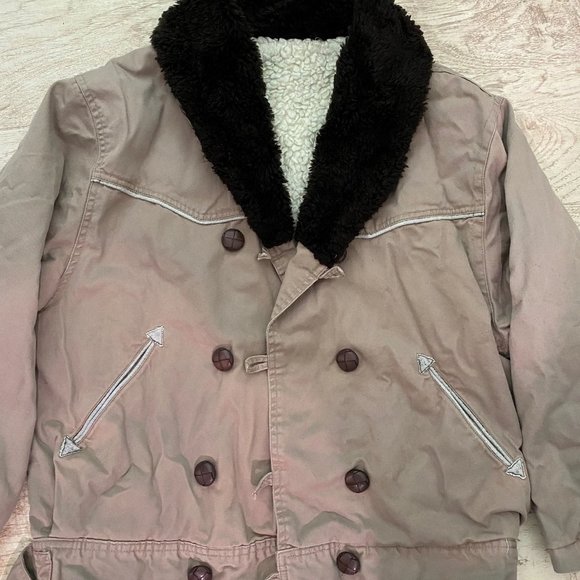 Western Style Sherpa Coat with leather buttons - Men's XS, Women's S - Picture 5 of 6